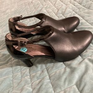 Flex women memory foam heal shoes